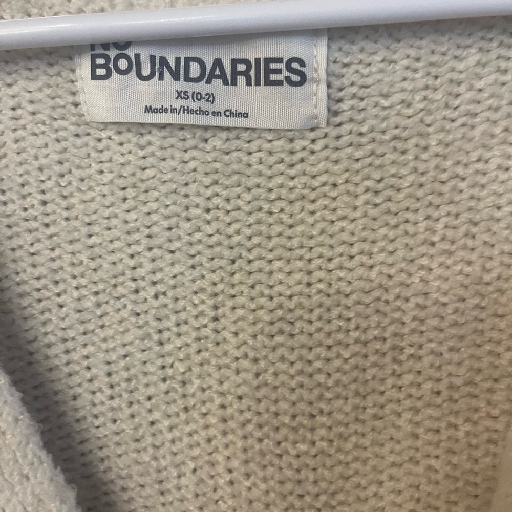 No Boundaries Cream and Brown Bear Cardigan Women’s Oversized XS fits medium - Picture 7 of 7
